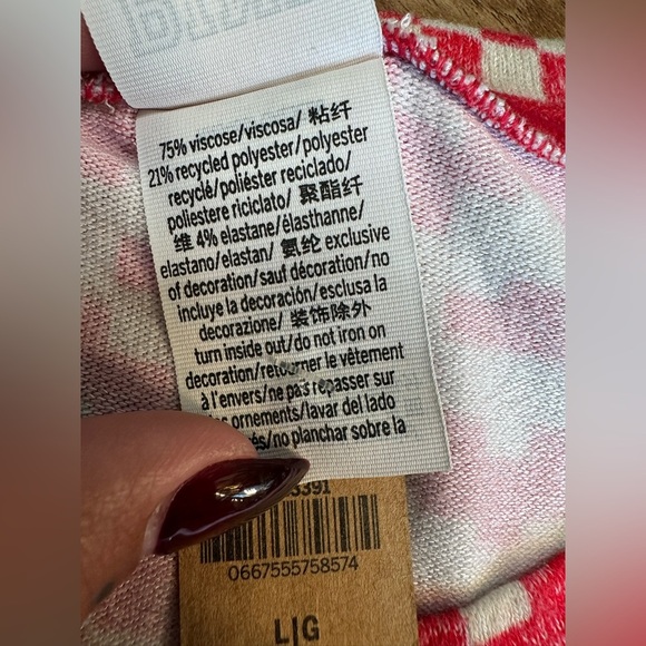 NWT, PINK by Victoria’s Secret Long Sleeve Sleepwear Top. Size Large. Red/Cream - Picture 4 of 8